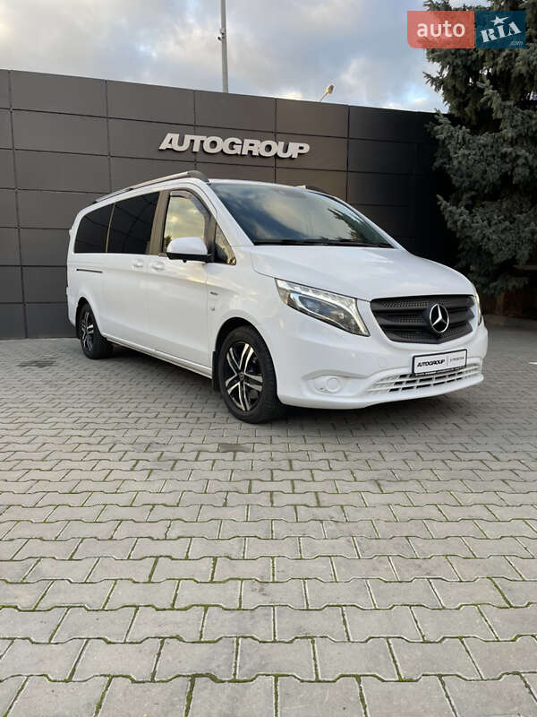 Мінівен Mercedes-Benz Vito 2017 в Одесі