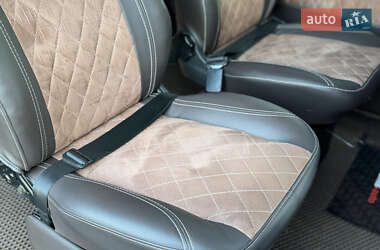 Минивэн Mercedes-Benz Vito 2010 в 