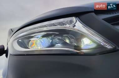 Минивэн Mercedes-Benz Vito 2020 в 