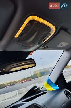 Минивэн Mercedes-Benz Vito 2020 в 