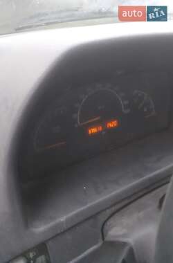 Минивэн Mercedes-Benz Vito 1999 в 