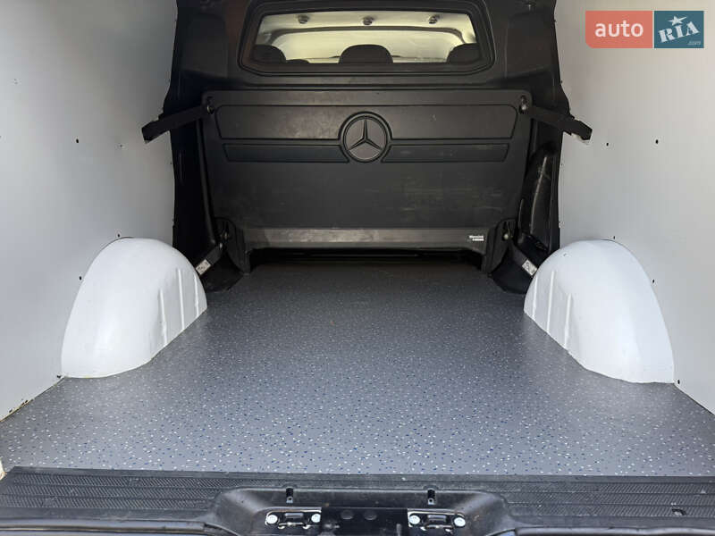 Минивэн Mercedes-Benz Vito 2016 в Черновцах