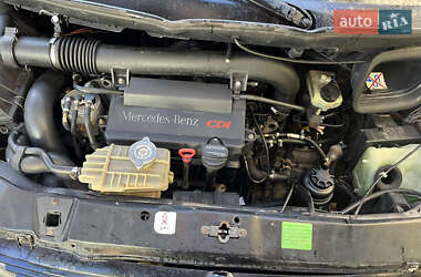 Вантажний фургон Mercedes-Benz Vito 2000 в  фото 2 Вантажний фургон Mercedes-Benz Vito 2000 в