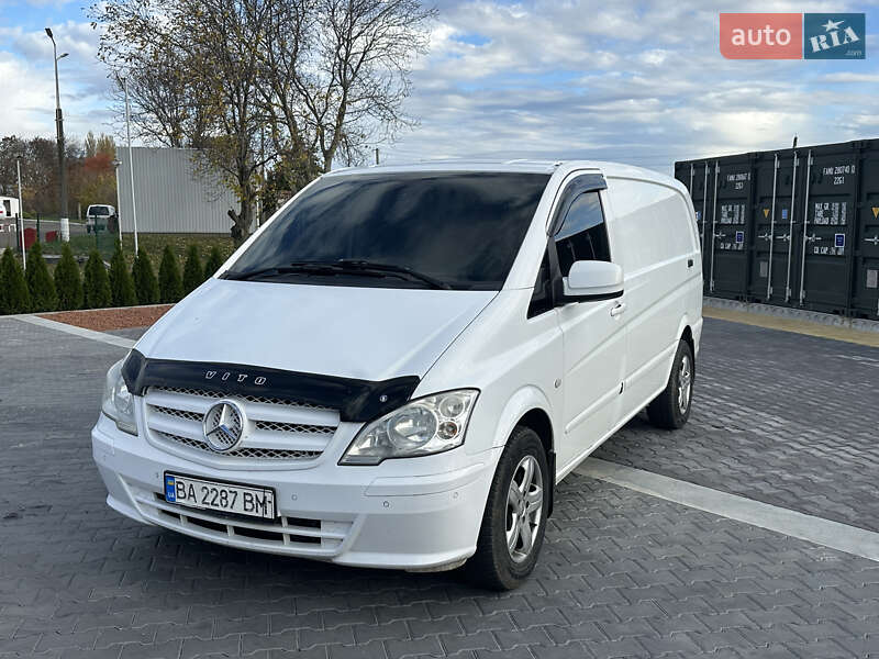 Вантажний фургон Mercedes-Benz Vito 2013 в Голованівську фото 2 Вантажний фургон Mercedes-Benz Vito 2013 в Голованівську