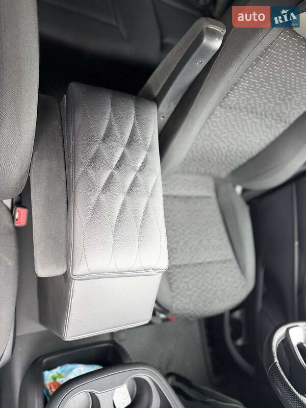 Минивэн Mercedes-Benz Vito 2021 в Николаеве фото 24 Минивэн Mercedes-Benz Vito 2021 в Николаеве