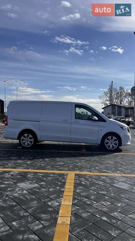 Микроавтобус грузовой (до 3,5т) Mercedes-Benz Vito 2021 в Звягеле