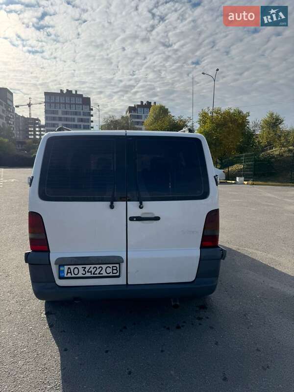 Минивэн Mercedes-Benz Vito 2000 в Ужгороде