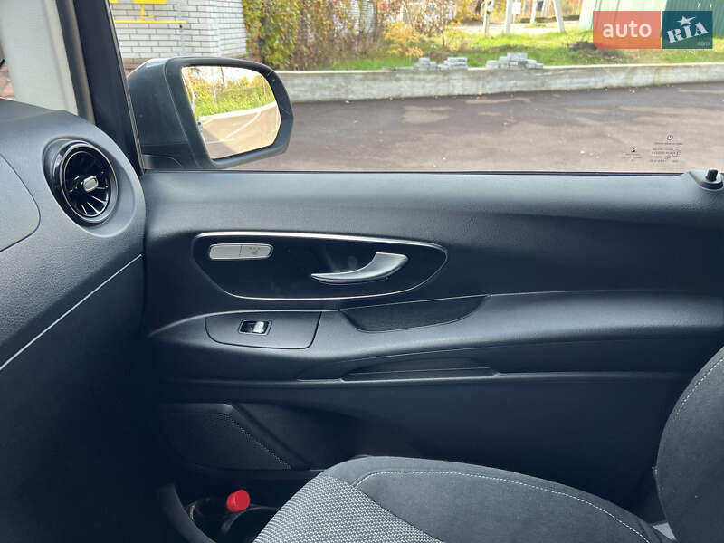 Минивэн Mercedes-Benz Vito 2019 в Киеве