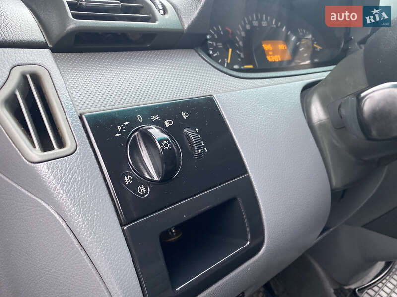 Минивэн Mercedes-Benz Vito 2006 в Николаеве