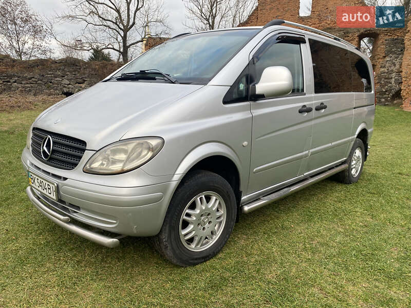 Минивэн Mercedes-Benz Vito 2006 в Корце