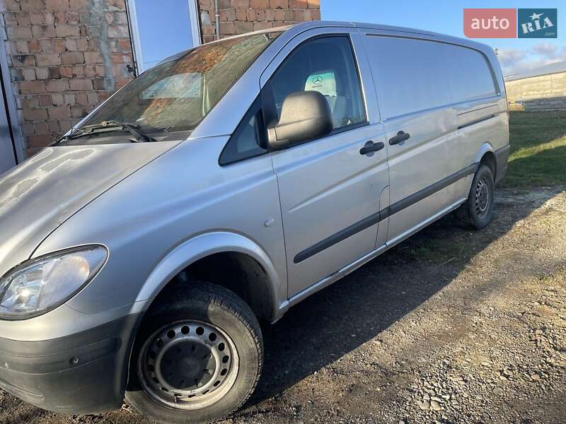 Грузовой фургон Mercedes-Benz Vito 2005 в Стрые