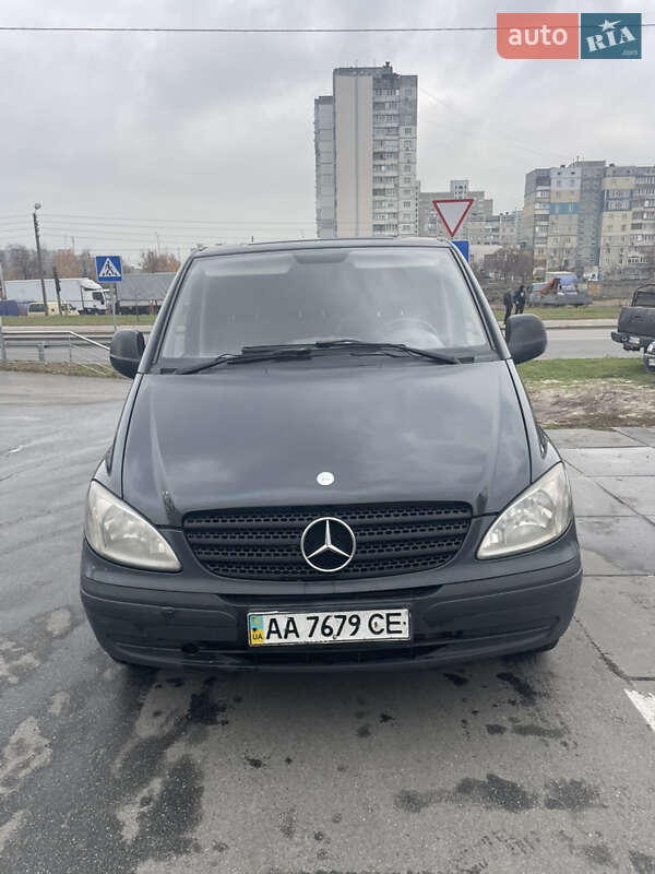 Mercedes-Benz Vito 2005