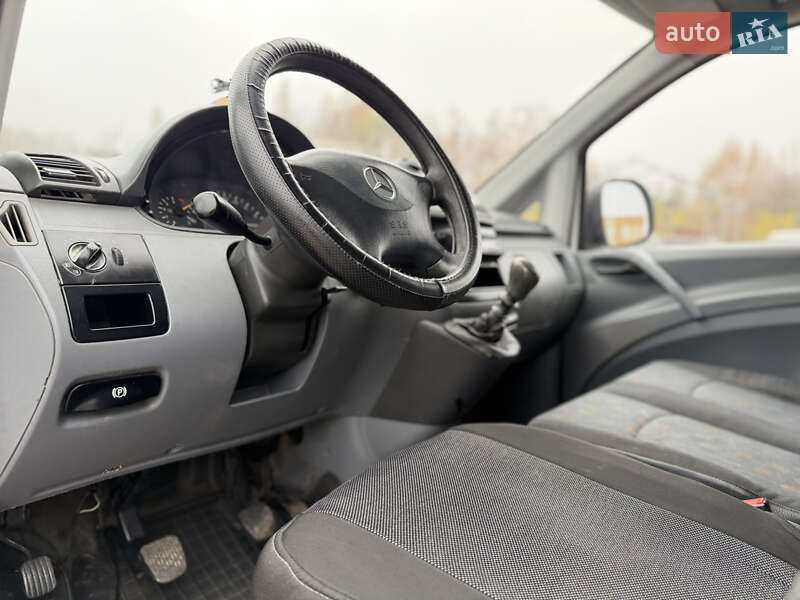 Минивэн Mercedes-Benz Vito 2004 в Ровно