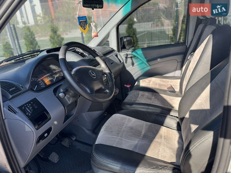Вантажний фургон Mercedes-Benz Vito 2010 в Києві