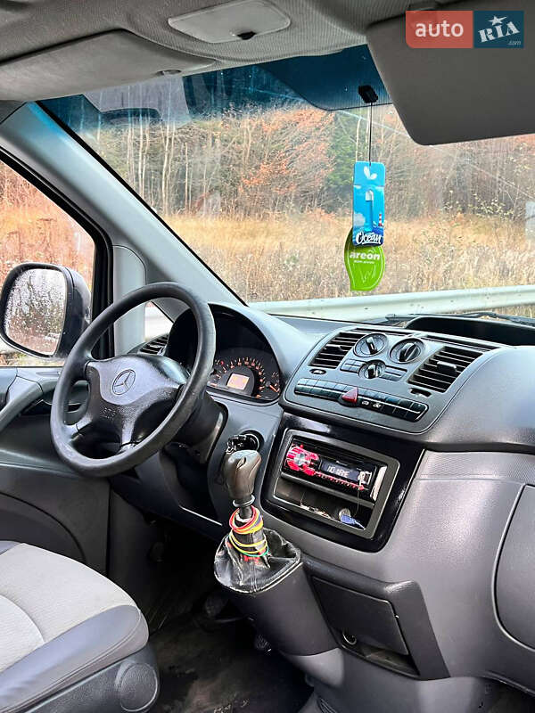 Минивэн Mercedes-Benz Vito 2005 в Сколе