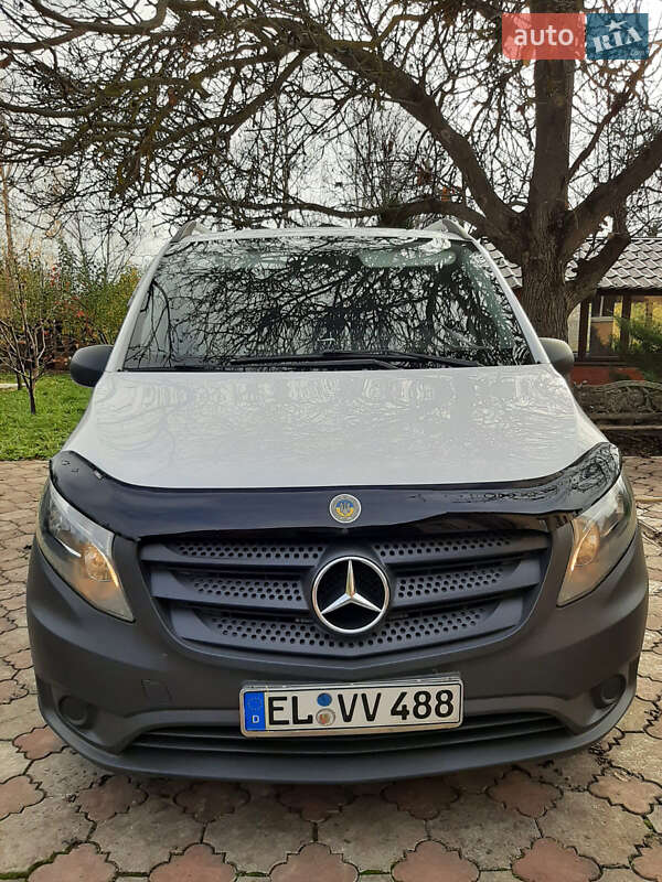 Mercedes-Benz Vito 2015