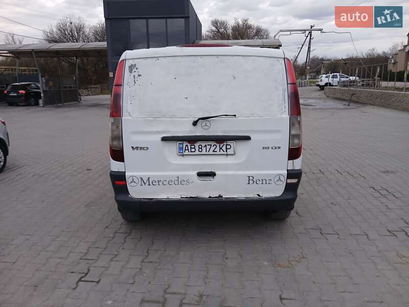 Грузовой фургон Mercedes-Benz Vito 2005 в Хотине