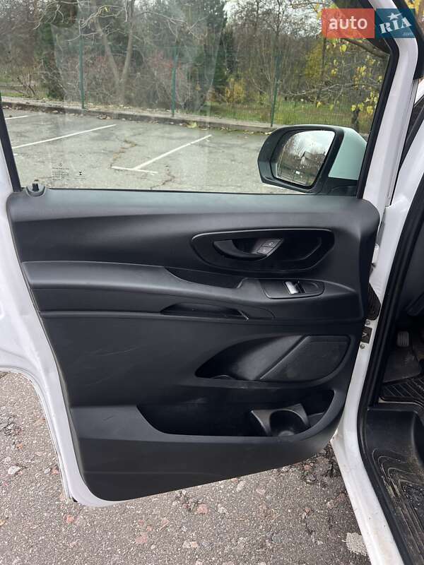 Минивэн Mercedes-Benz Vito 2014 в Киеве фото 10 Минивэн Mercedes-Benz Vito 2014 в Киеве