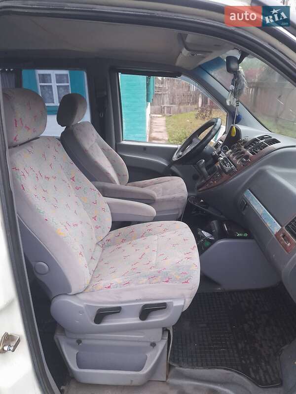 Минивэн Mercedes-Benz Vito 1999 в Ирклиеве фото 9 Минивэн Mercedes-Benz Vito 1999 в Ирклиеве
