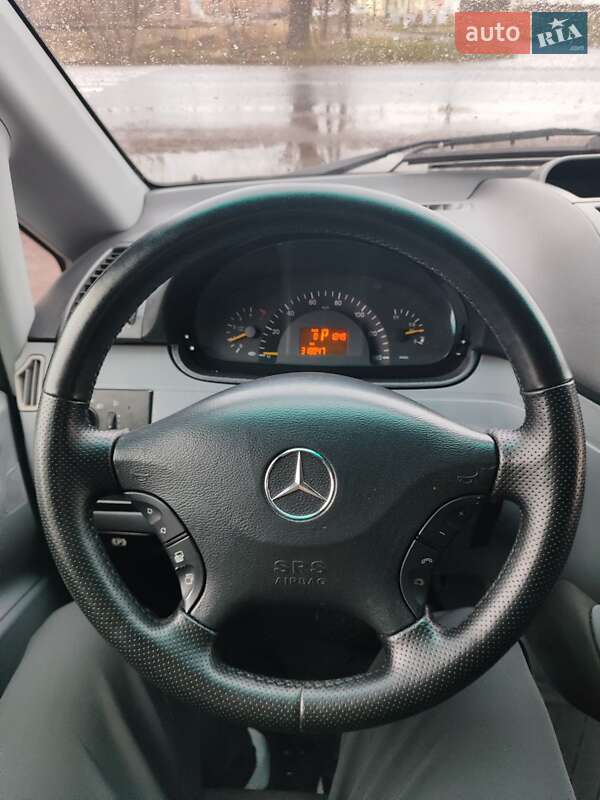 Минивэн Mercedes-Benz Vito 2005 в Шептицькому