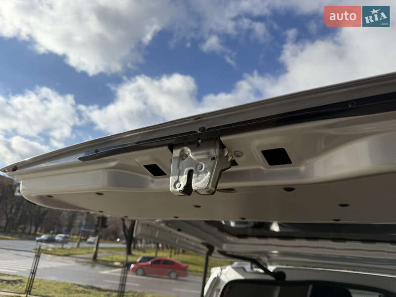 Грузовой фургон Mercedes-Benz Vito 2022 в Ивано-Франковске