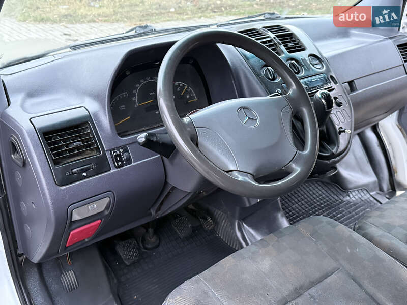 Минивэн Mercedes-Benz Vito 2002 в Черновцах