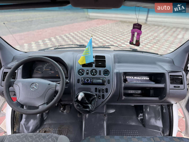 Минивэн Mercedes-Benz Vito 2003 в Черновцах