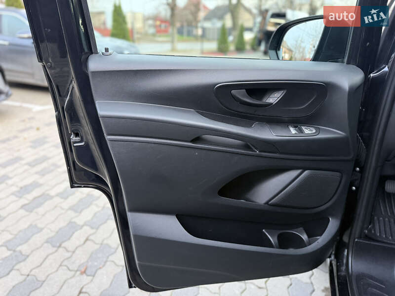 Минивэн Mercedes-Benz Vito 2016 в Черновцах
