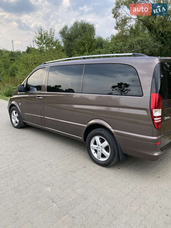 Минивэн Mercedes-Benz Vito 2012 в Сваляве