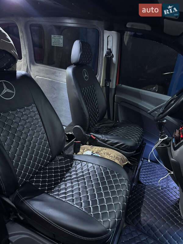 Мінівен Mercedes-Benz Vito 2006 в Києві