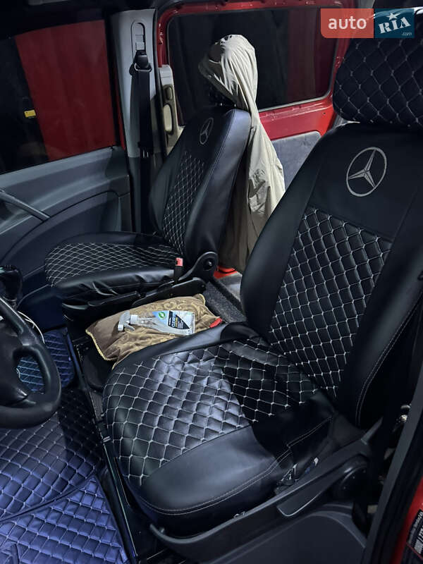 Мінівен Mercedes-Benz Vito 2006 в Києві
