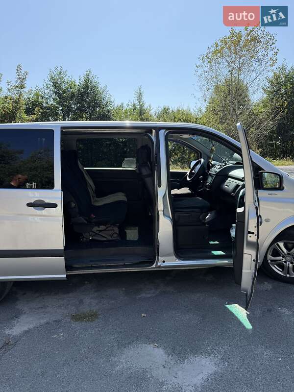 Mercedes-Benz Vito 2011