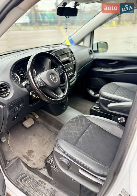 Мінівен Mercedes-Benz Vito 2017 в Дрогобичі