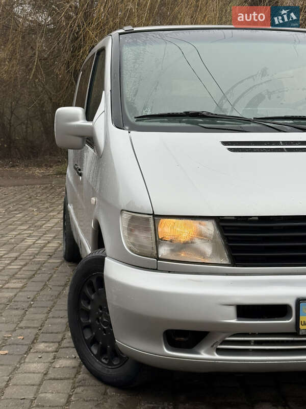 Минивэн Mercedes-Benz Vito 2002 в Черновцах