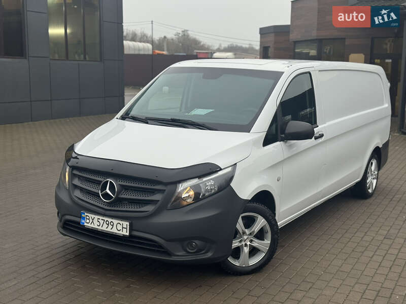 Грузовой фургон Mercedes-Benz Vito 2017 в Ровно