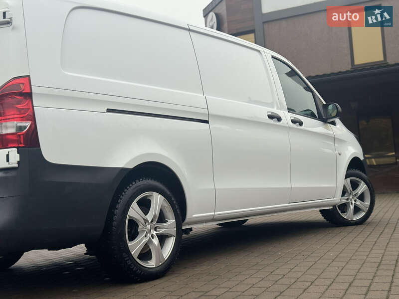 Грузовой фургон Mercedes-Benz Vito 2017 в Ровно