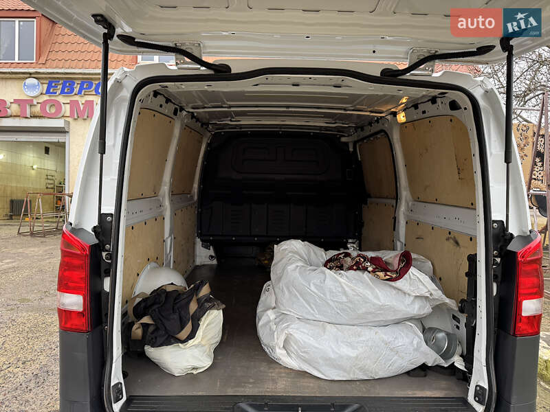 Мікроавтобус вантажний (до 3,5т) Mercedes-Benz Vito 2016 в Березівці фото 6 Мікроавтобус вантажний (до 3,5т) Mercedes-Benz Vito 2016 в Березівці