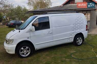 Вантажний фургон Mercedes-Benz Vito 2003 в Вижниці