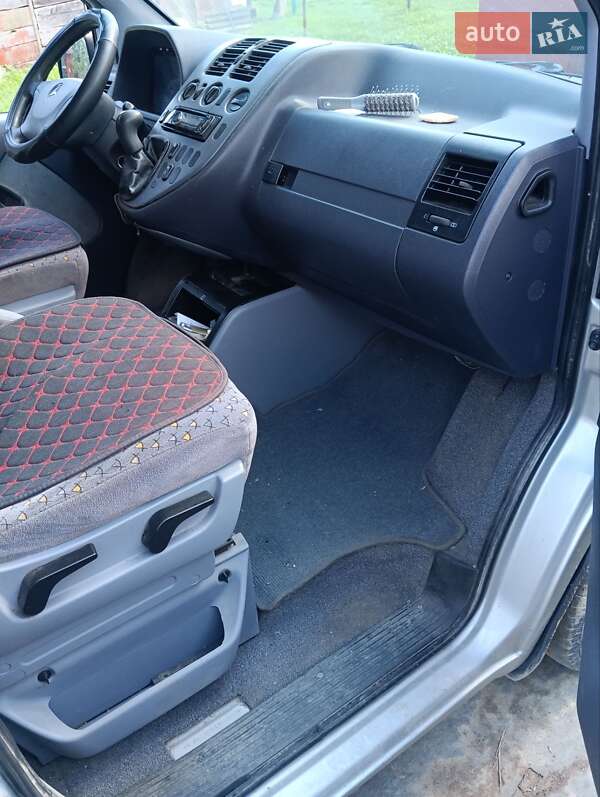 Минивэн Mercedes-Benz Vito 2002 в Вижнице