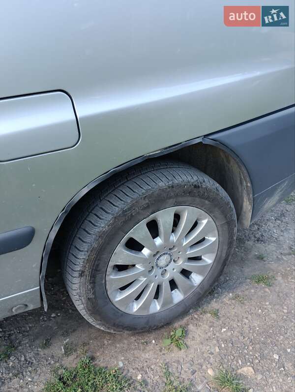 Минивэн Mercedes-Benz Vito 2002 в Вижнице