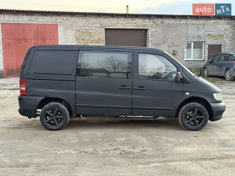 Минивэн Mercedes-Benz Vito 2002 в Камне-Каширском