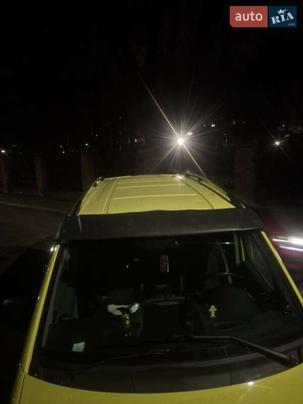 Мінівен Mercedes-Benz Vito 2004 в Кельменцях