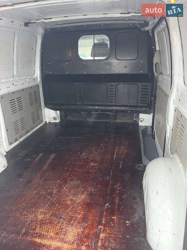 Микроавтобус грузовой (до 3,5т) Mercedes-Benz Vito 2006 в Виннице