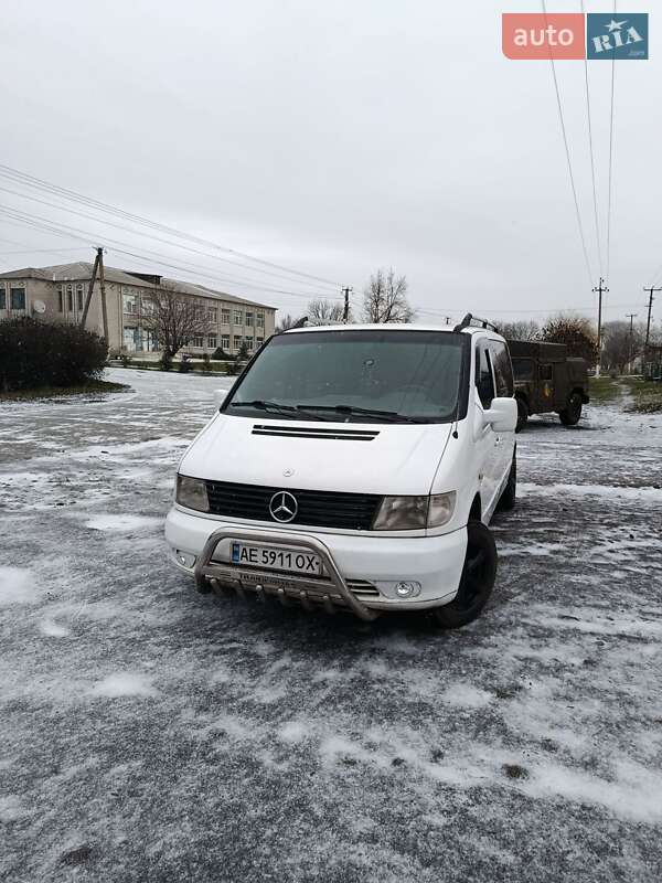 Минивэн Mercedes-Benz Vito 2000 в Павлограде
