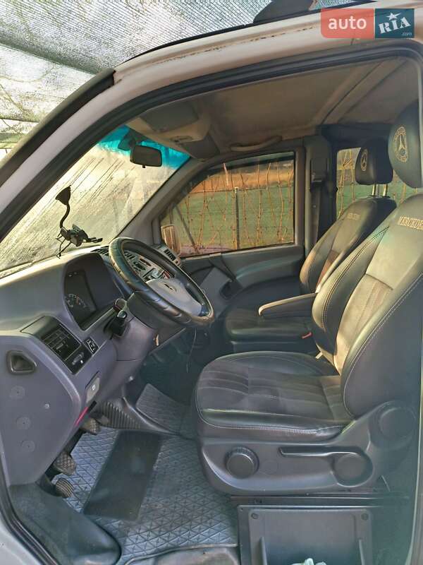 Минивэн Mercedes-Benz Vito 2000 в Павлограде