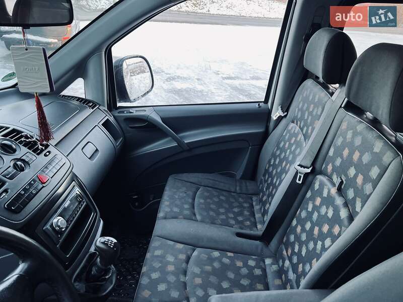 Мінівен Mercedes-Benz Vito 2005 в Чернівцях