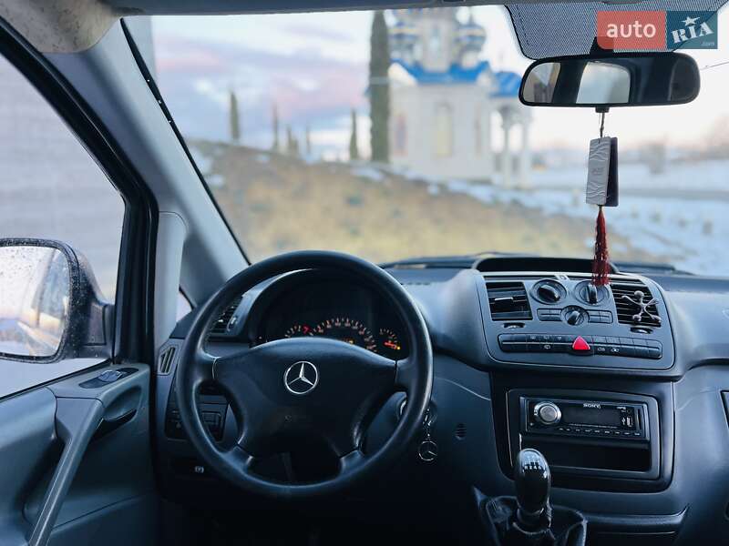 Мінівен Mercedes-Benz Vito 2005 в Чернівцях