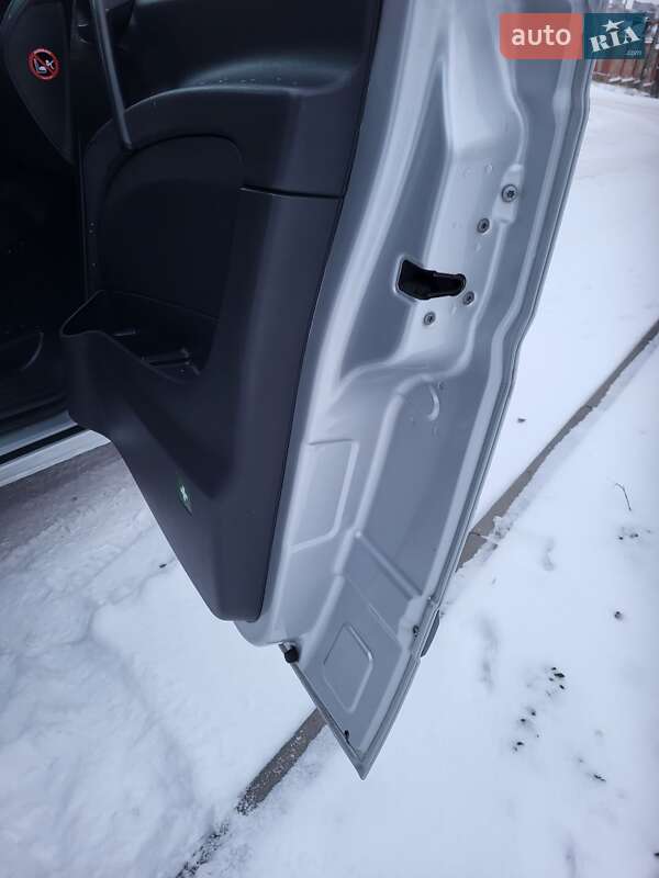 Минивэн Mercedes-Benz Vito 2011 в Хмельницком