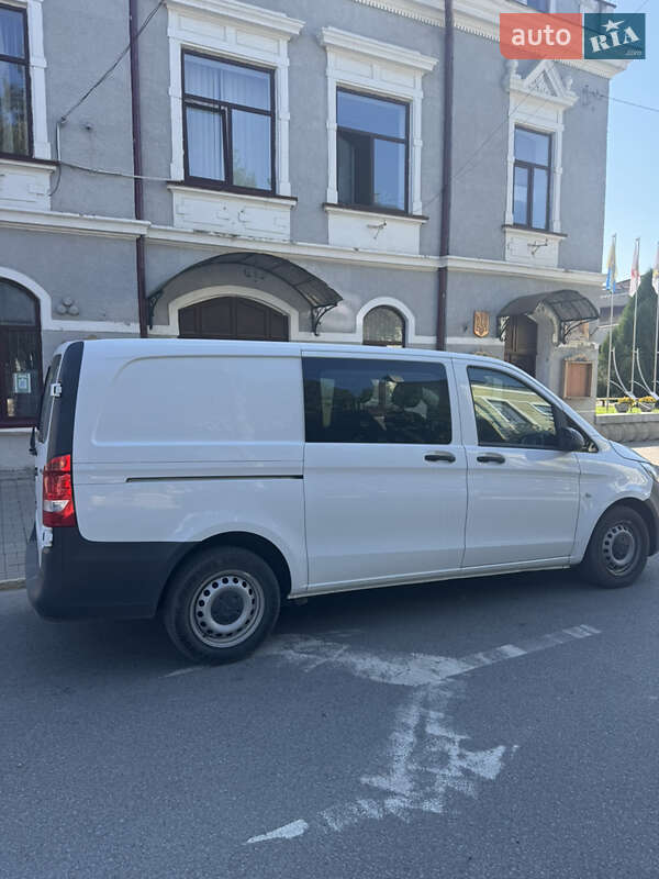 Минивэн Mercedes-Benz Vito 2016 в Сторожинце