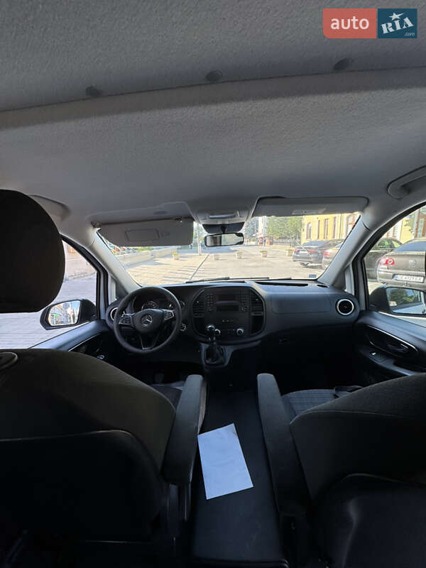 Минивэн Mercedes-Benz Vito 2016 в Сторожинце